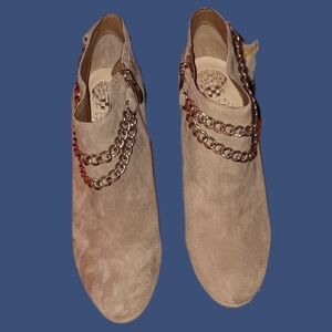 Vince Camuto Chain-Embellished Beige Ankle Boots Size 9.5